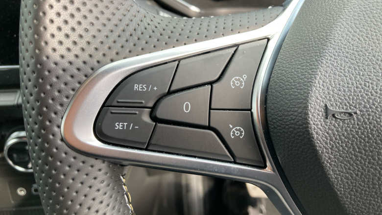 Renault Captur 1.6 E-Tech full hybrid 145 Engineered 5dr Auto Hybrid Hatchback